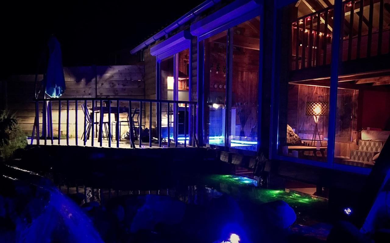 Villa Shangri-La At Concepts En Barousse Crechets Exterior photo